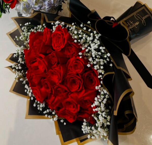 30 Red Roses  Flower bouquet